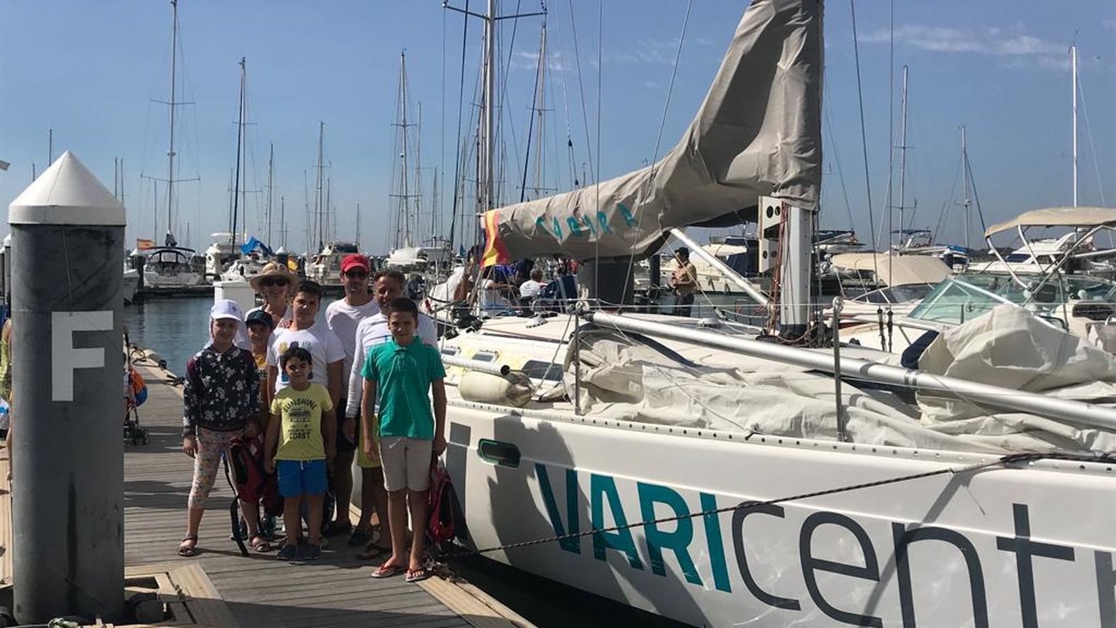 El grupo sacaba a pasear en sus barcos antes de la pandemia a menores enfermos de cáncer.