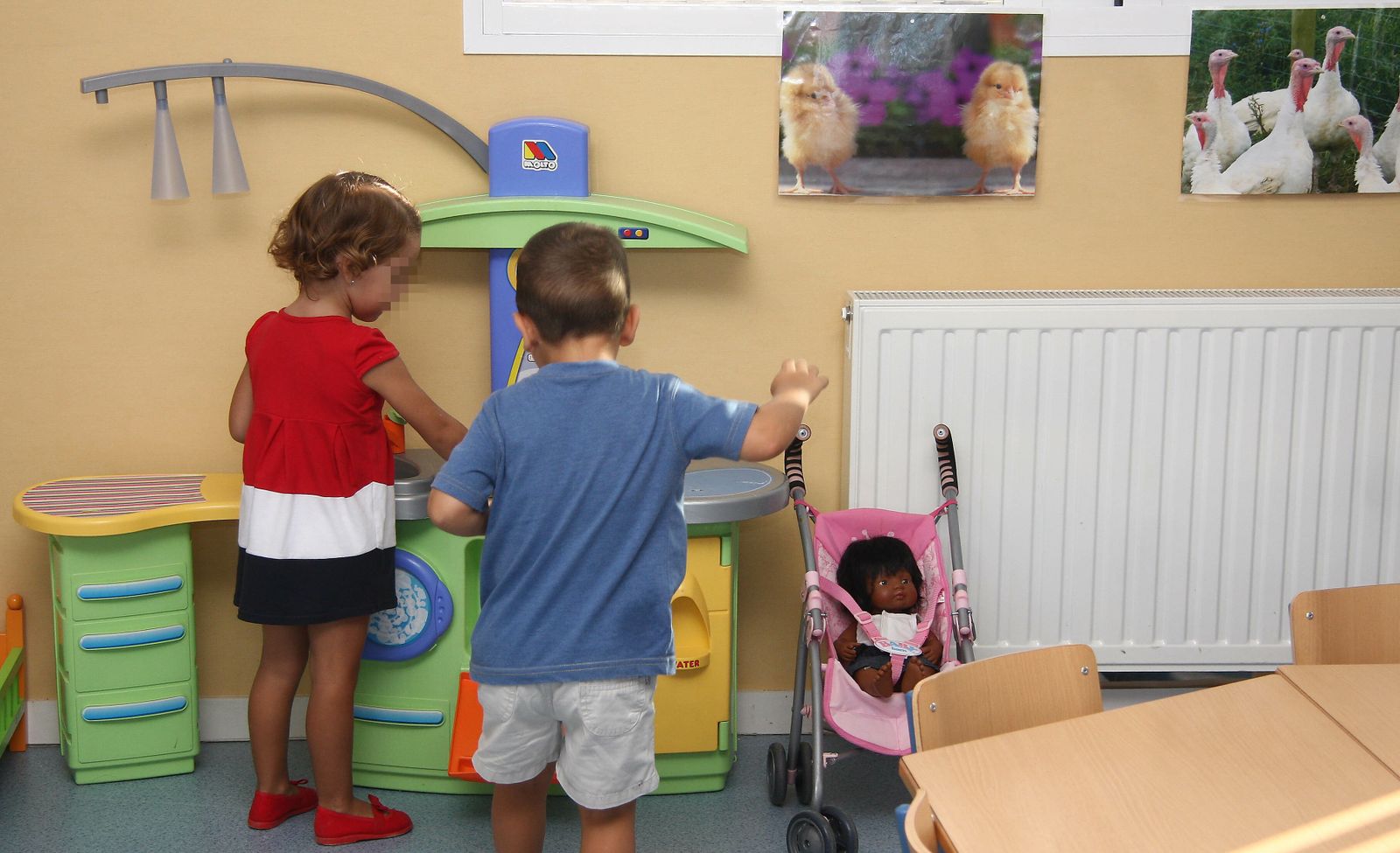 Dos alumnos de Infantil de 3 años, en una imagen de archivo.