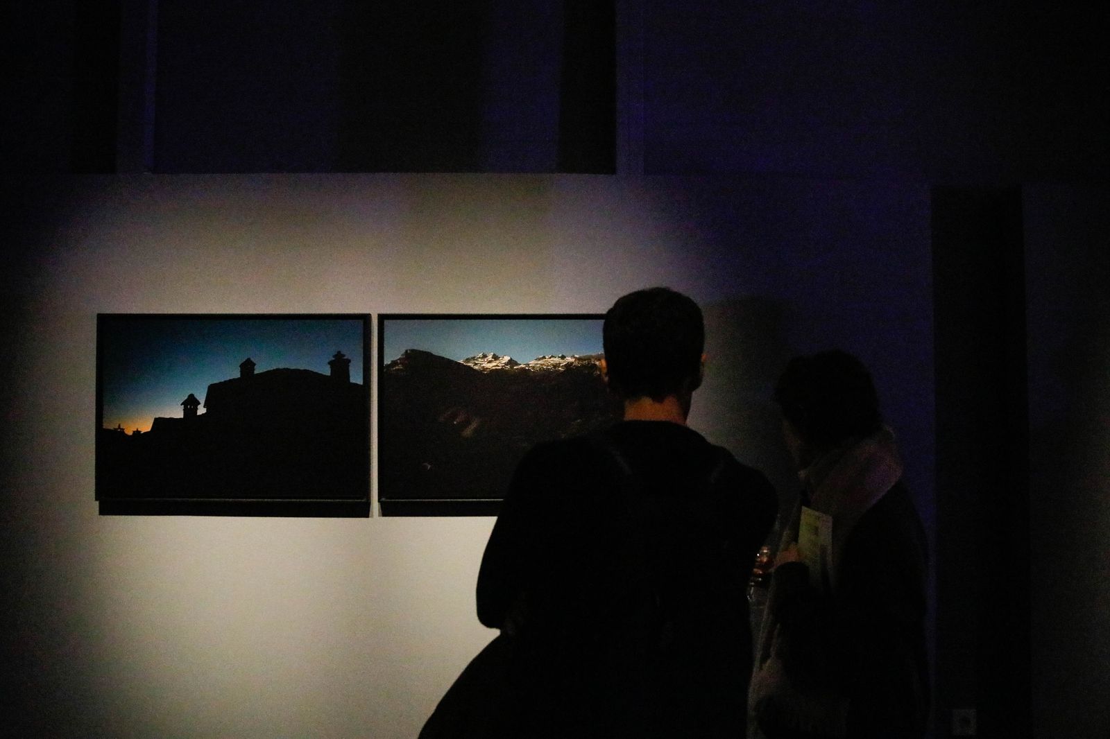 Te contamos en imágenes como ha sido el inicio de la exposición Brujas de Judith Prat