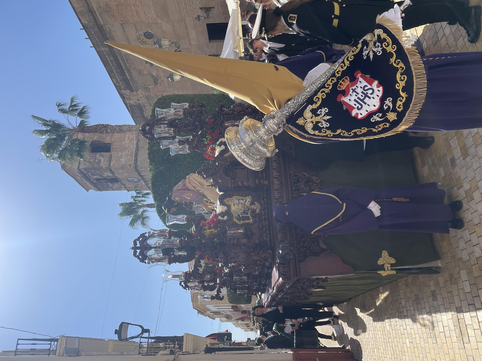 Las imágenes de la Subida de Jesús y la procesión del Viernes Santo por la mañana en Vera