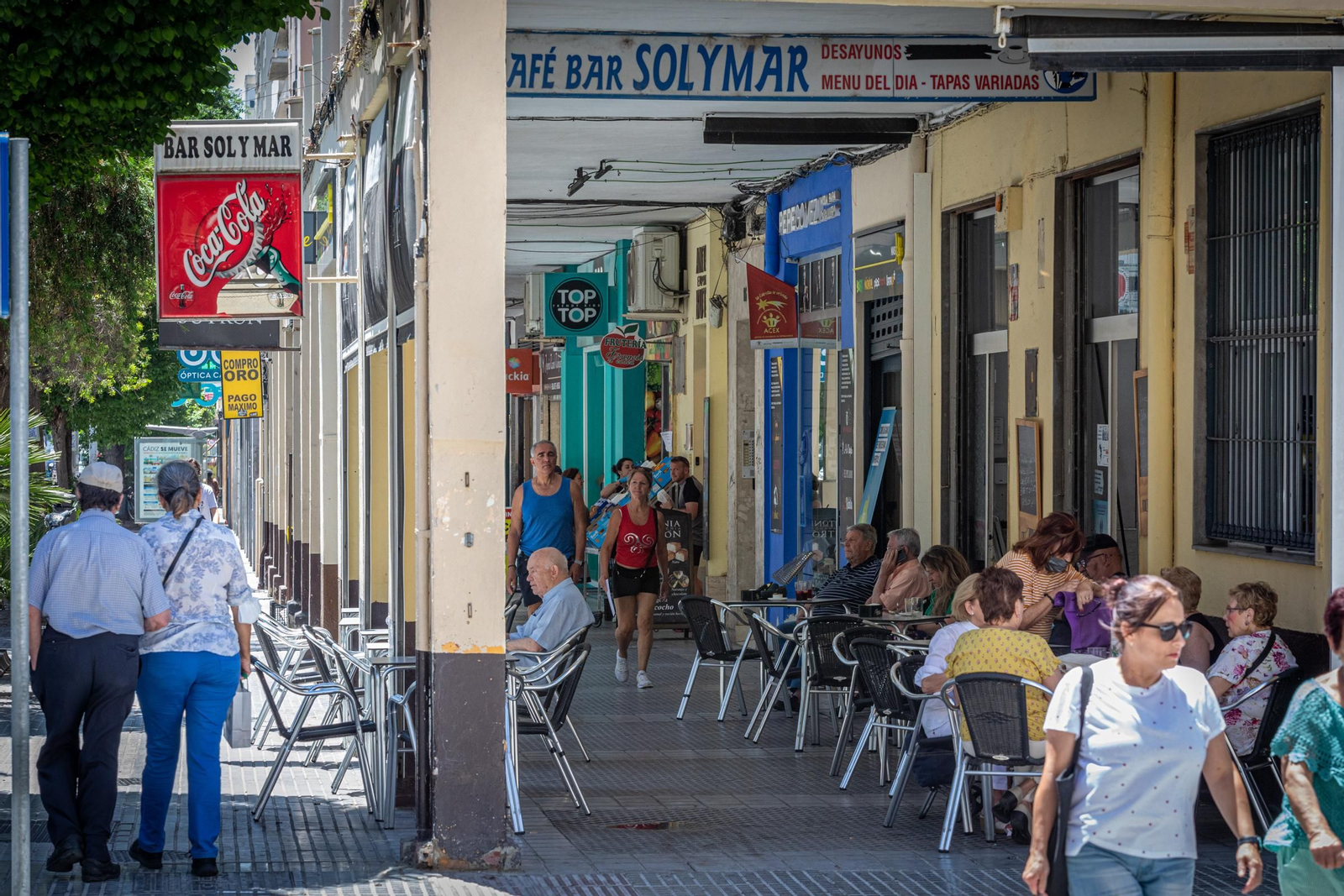 Uno de los tramos de la zona de los soportales de la Avenida de Cádiz.