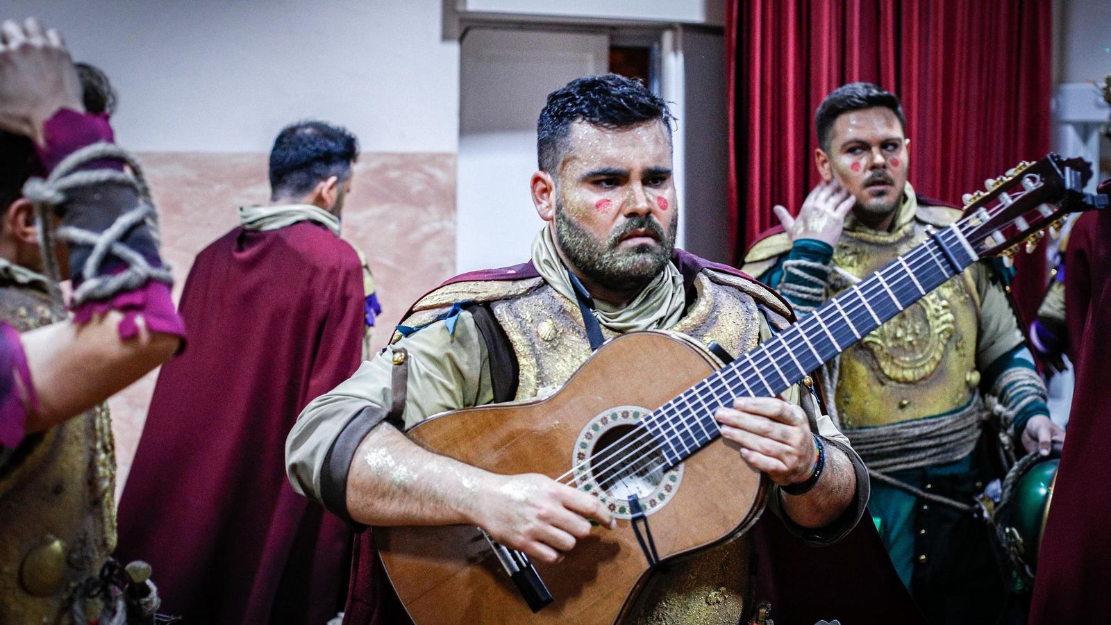 Búscate entre las mejores imágenes de la sexta sesión de cuartos de final del COAC 2025