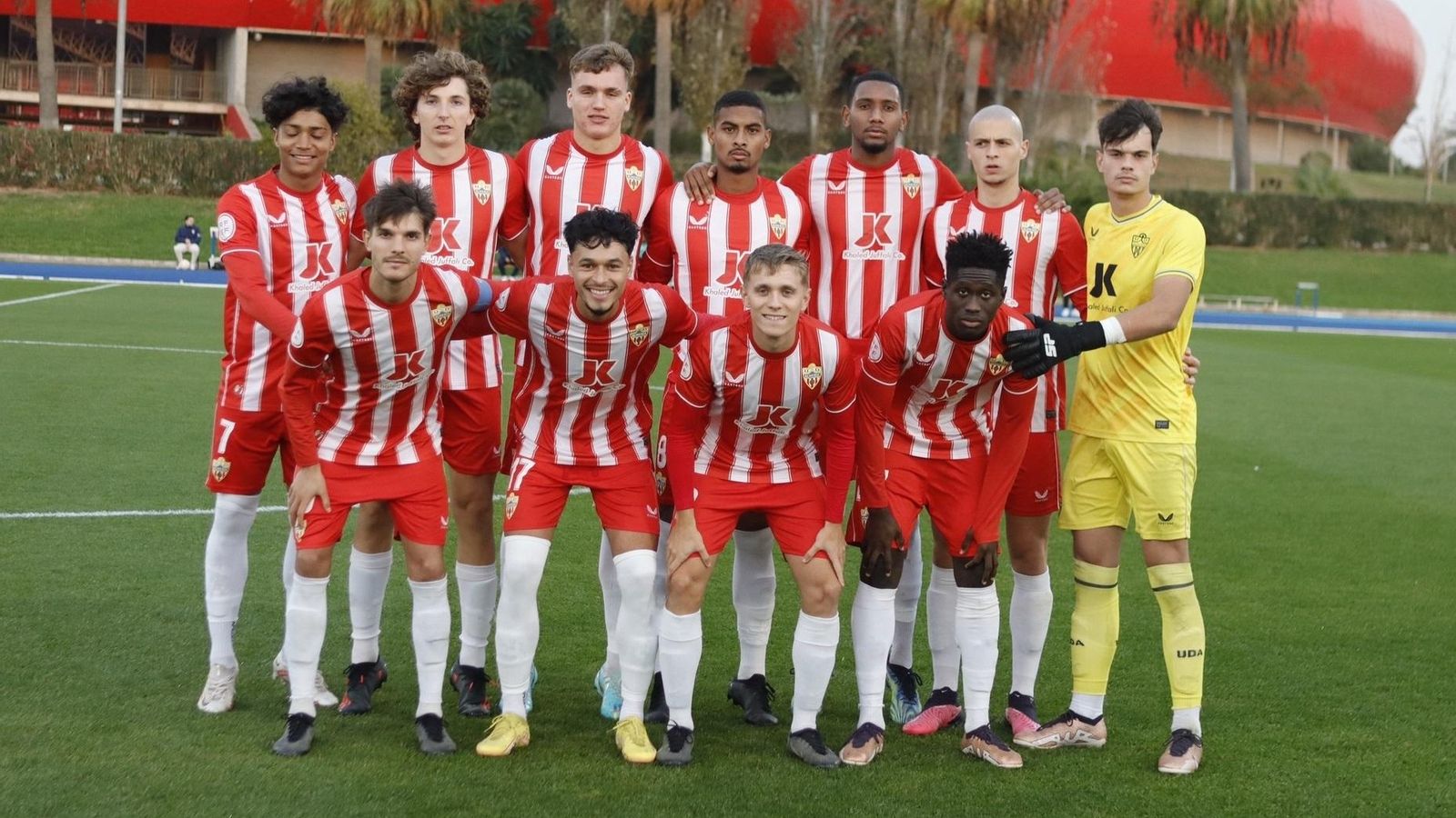 Once presentado por Óscar Fernández