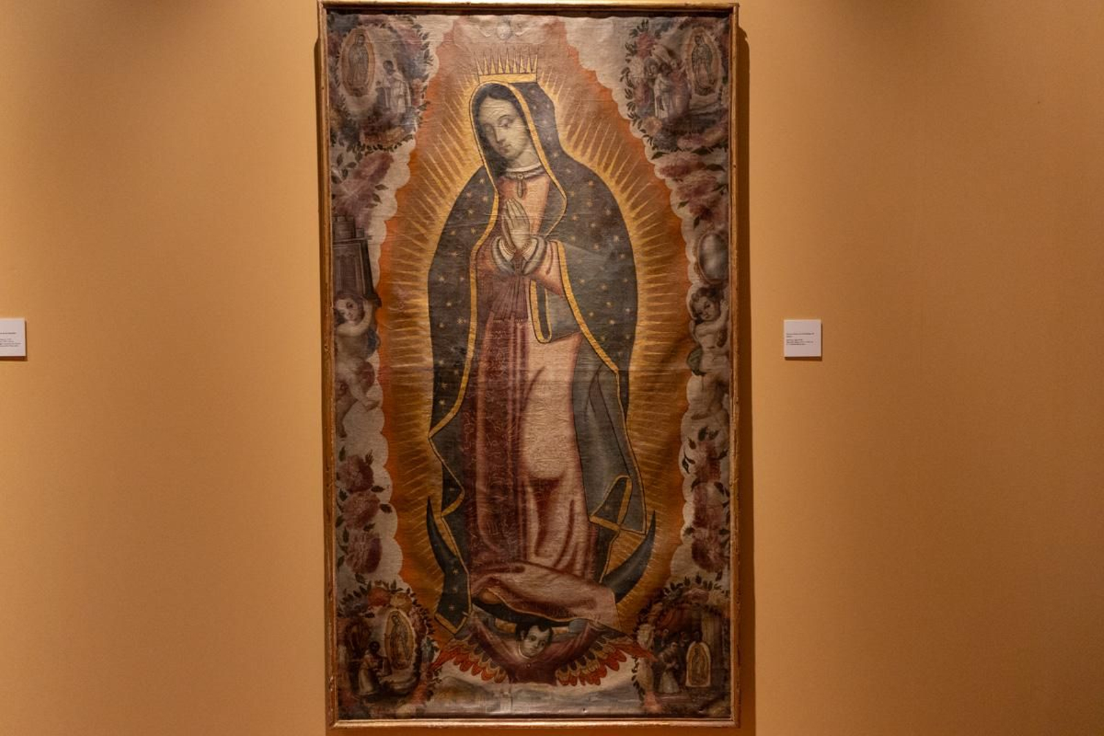 Exposición 'Trampantojos a lo divino: Devociones pintadas en el Barroco giennense', en imágenes