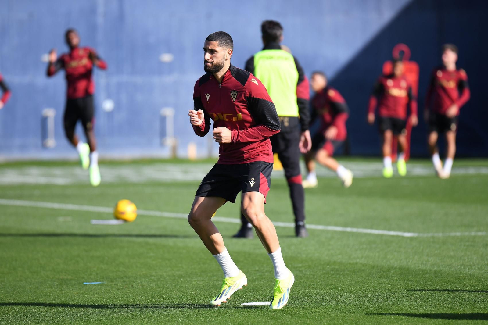 Aiham Ousou, en el entreno de este viernes en El Rosal.
