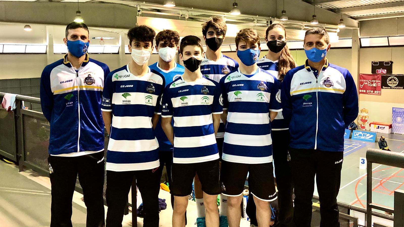 Los jóvenes valores del club lograron varias medallas en Mazagón.