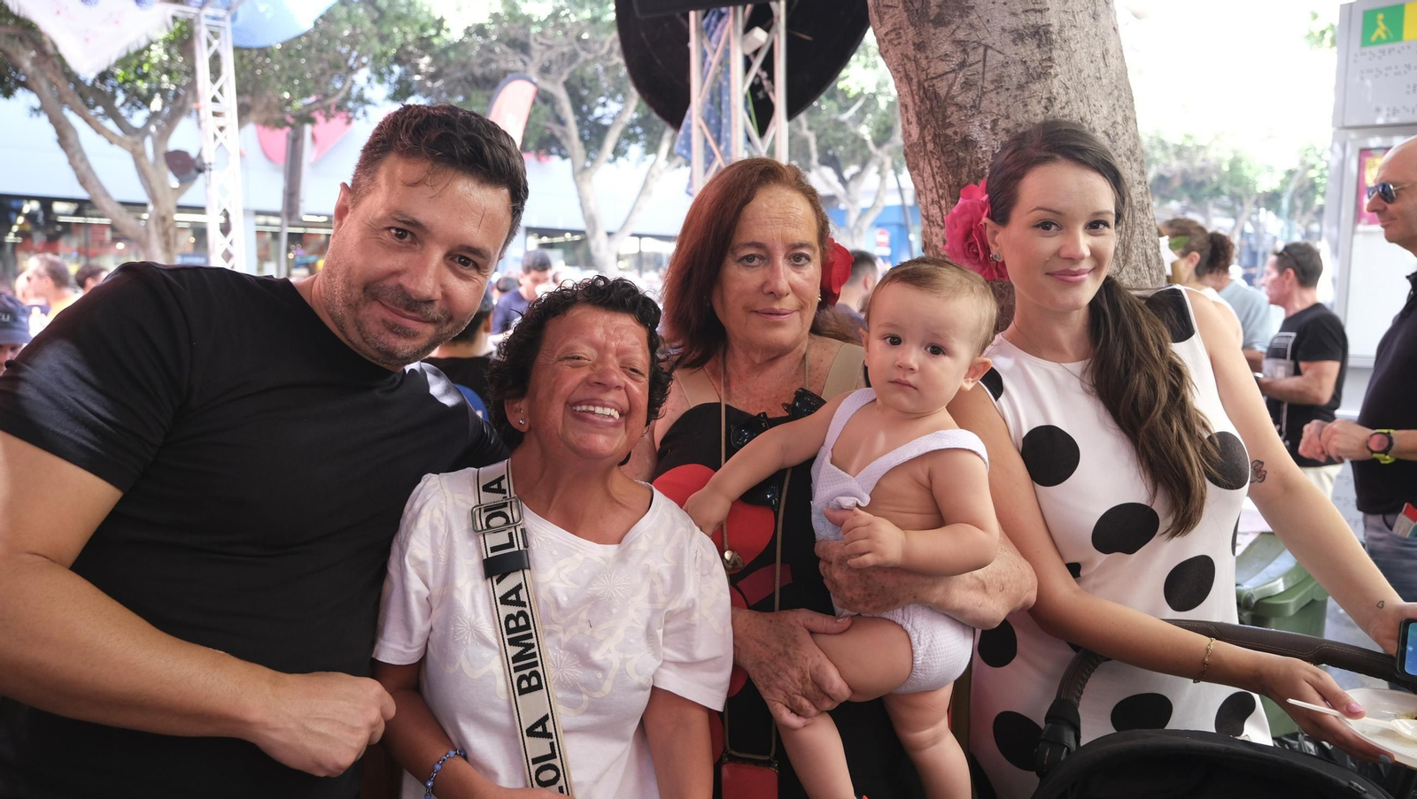 La Feria del Mediodía del jueves en Almería, en imágenes