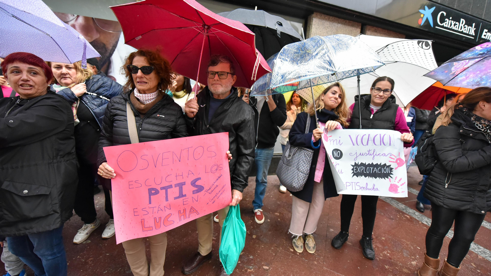 Protesta de padres por la falta de monitores de integración PTIS, en imágenes