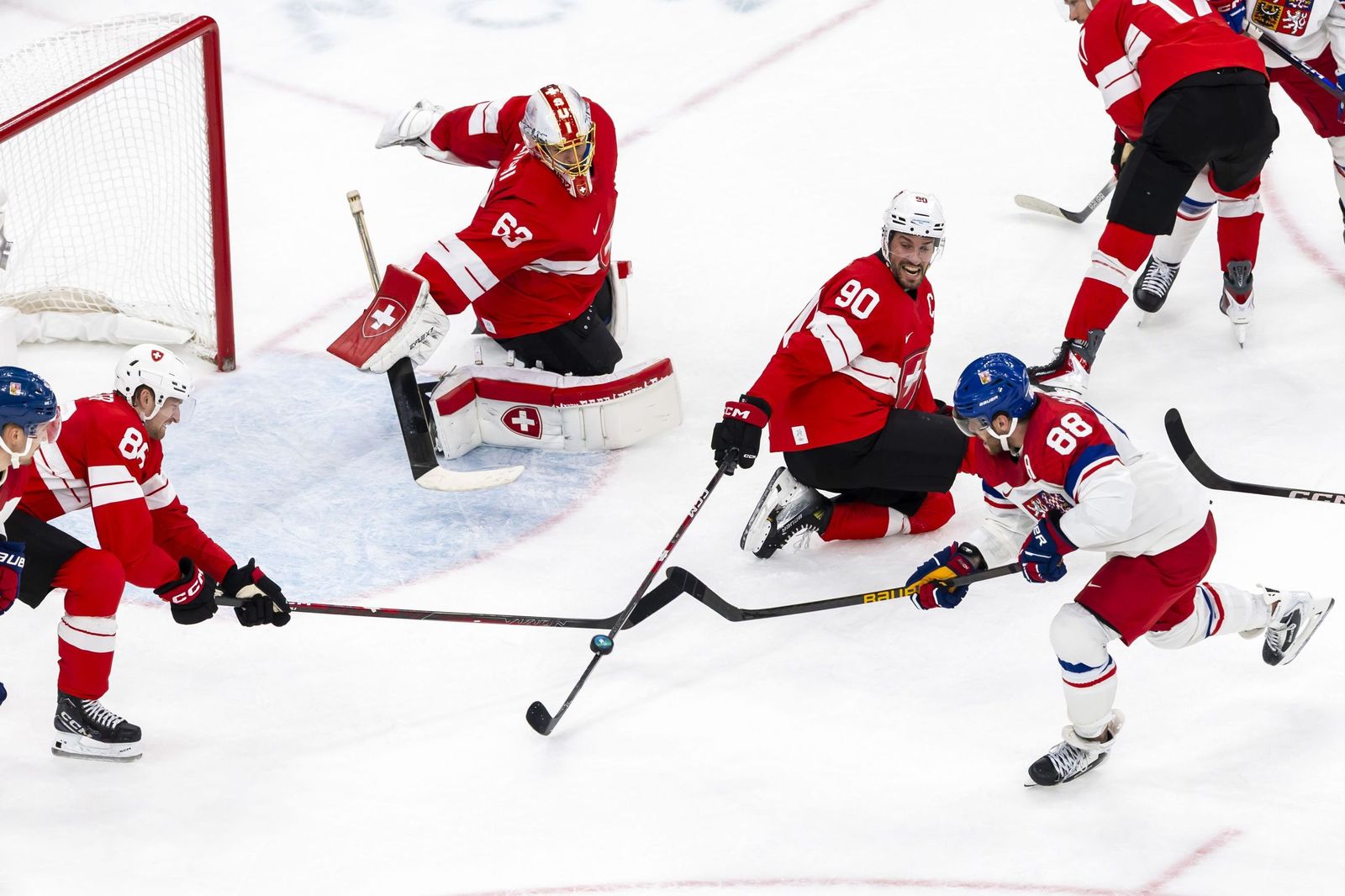 Las mejores fotos de los Juegos Olímpicos de invierno Milán Cortina d'Ampezzo 2026 | Décima jornada