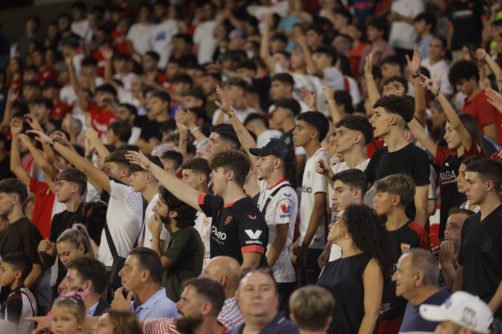 Búscate en la presentación de Sergio Ramos