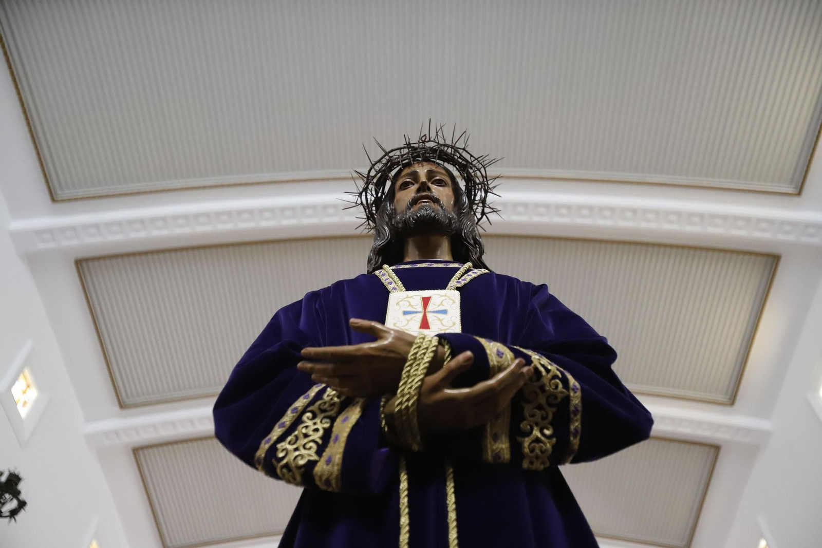 Imágenes de las veneraciones a los Cautivos de Huelva