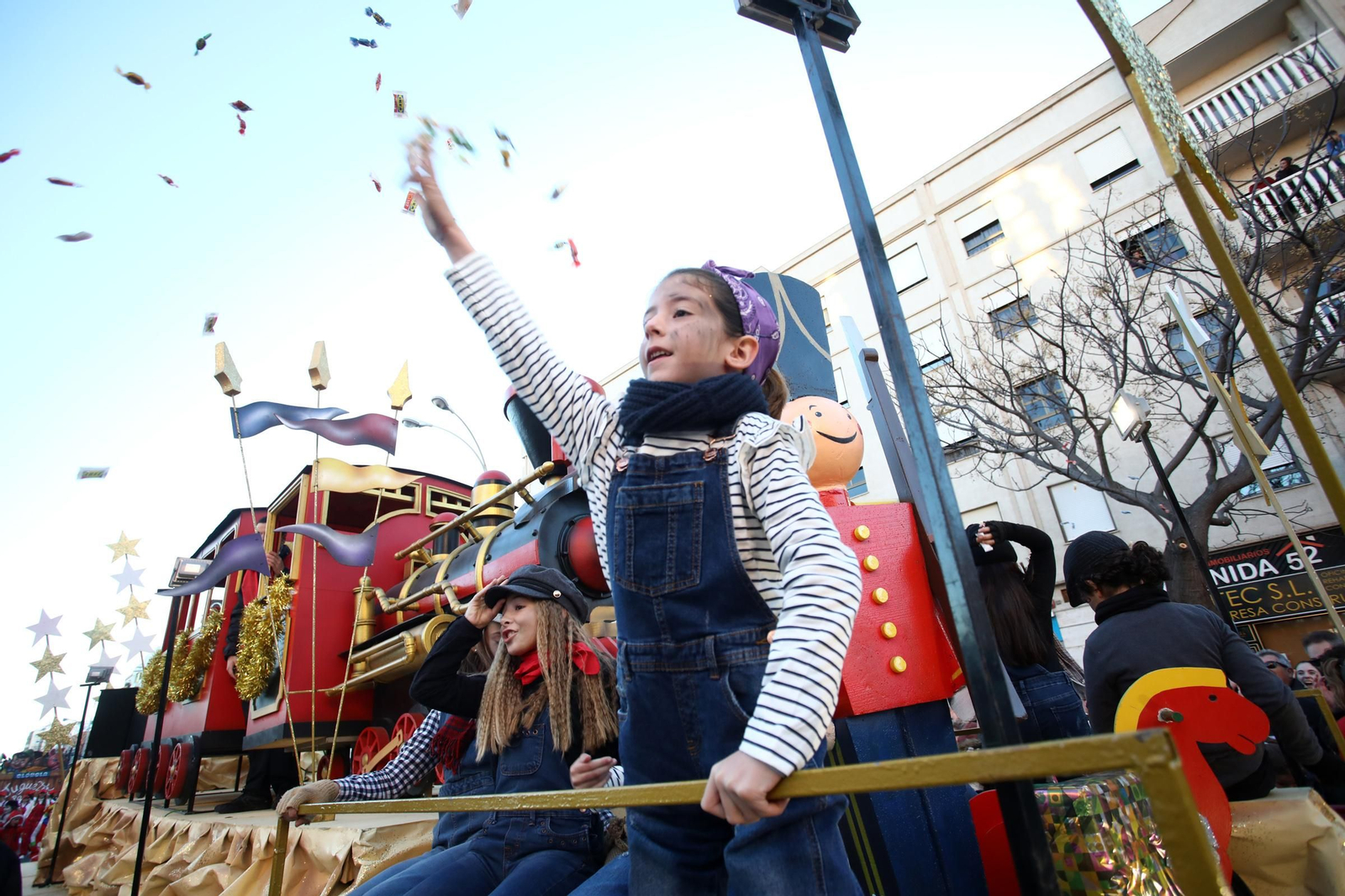 Las imágenes de la cabalgata de Reyes Magos de Cádiz