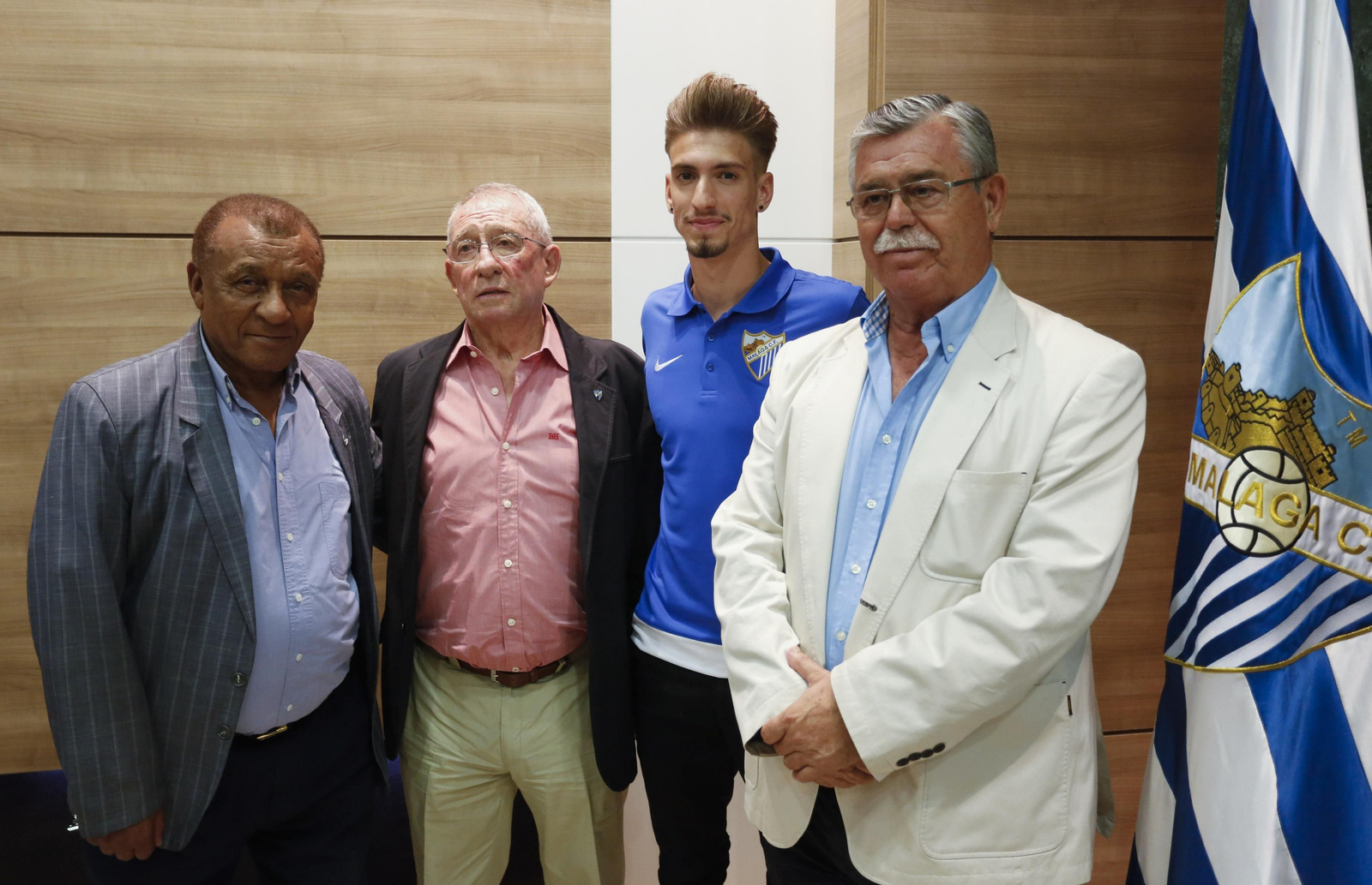 Antonio Benítez, una vida de blanquiazul