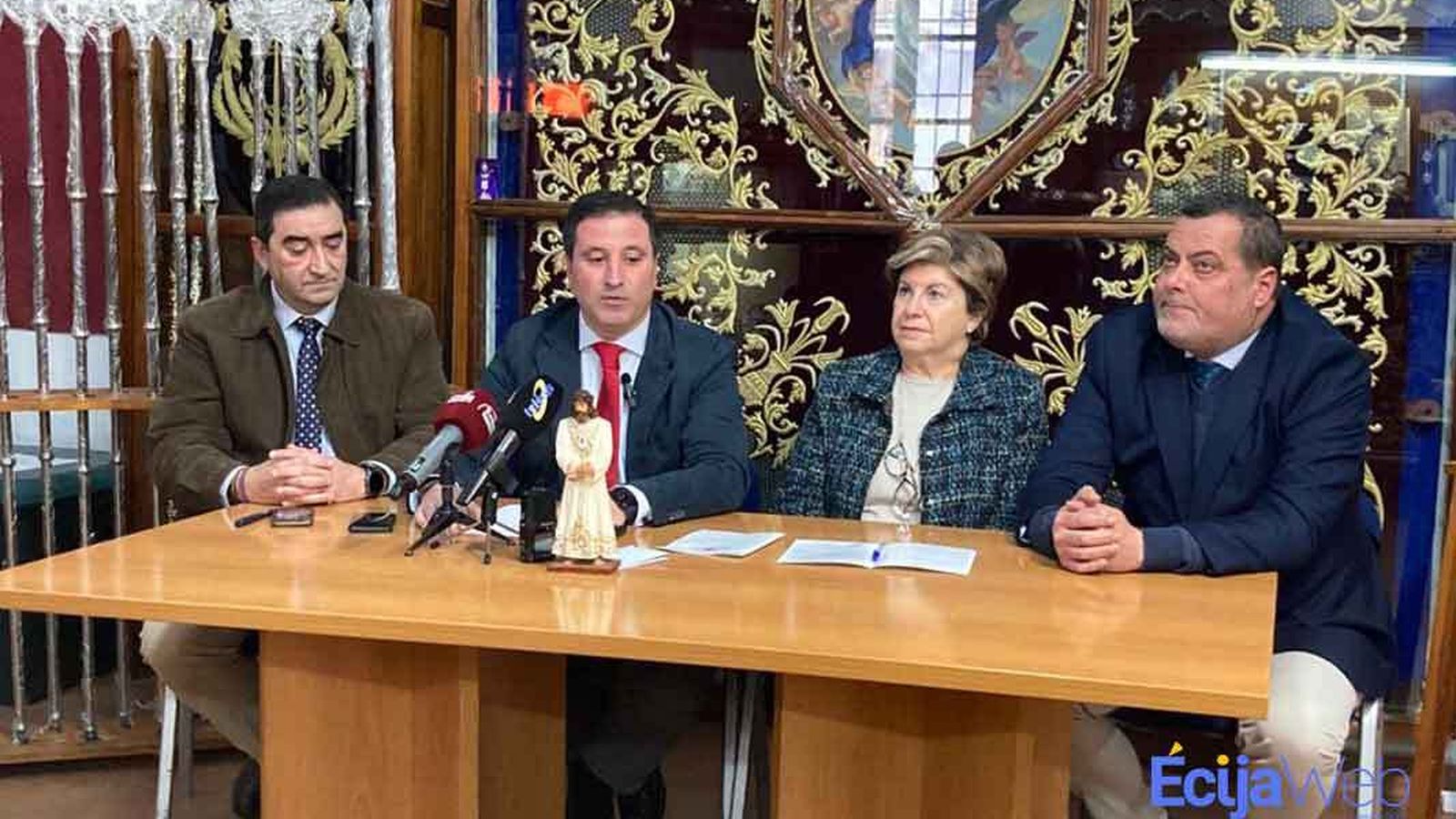 Rueda de prensa de la Junta Gestora