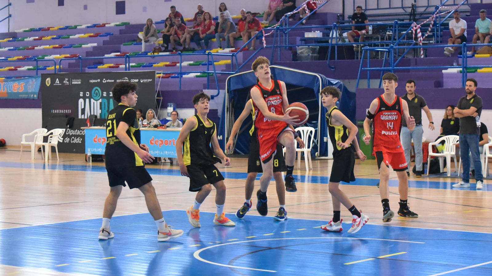 Las fotos de los cuartos de final del Cadeba infantil de La Línea