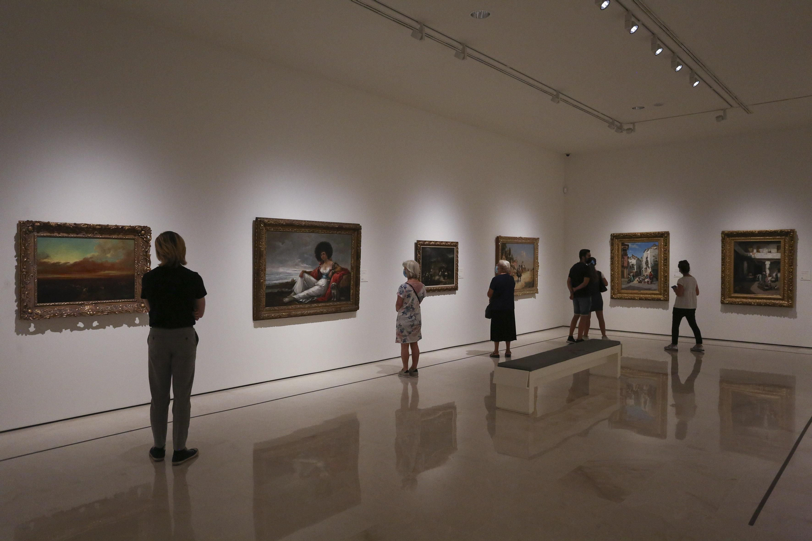 Colas en Málaga para celebrar el Día Mundial del Turismo