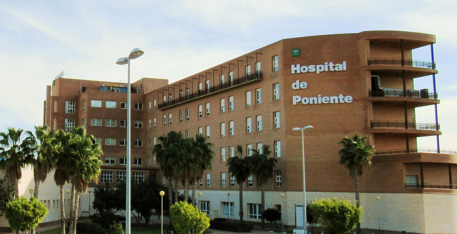 El hombre ha fallecido en el hospital de Poniente de El Ejido