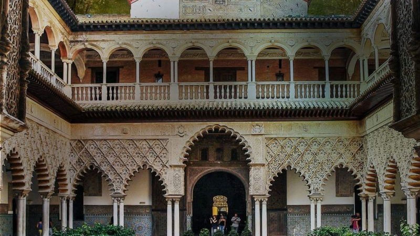 Rutas paranormales y teatralizadas por Sevilla