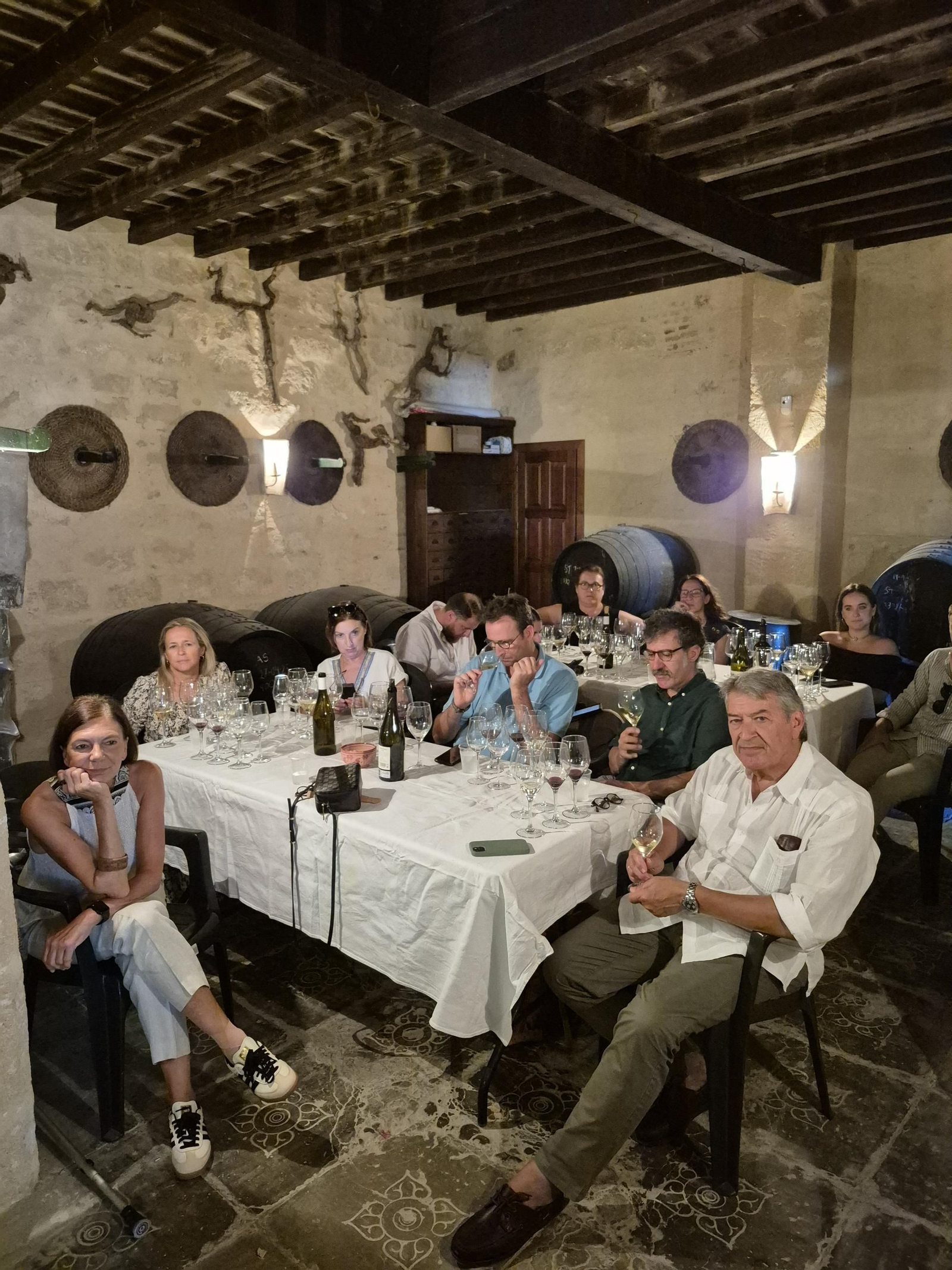 Cata de Bodegas Muga y Santa Petronila en el hermanamiento de Haro y Jerez