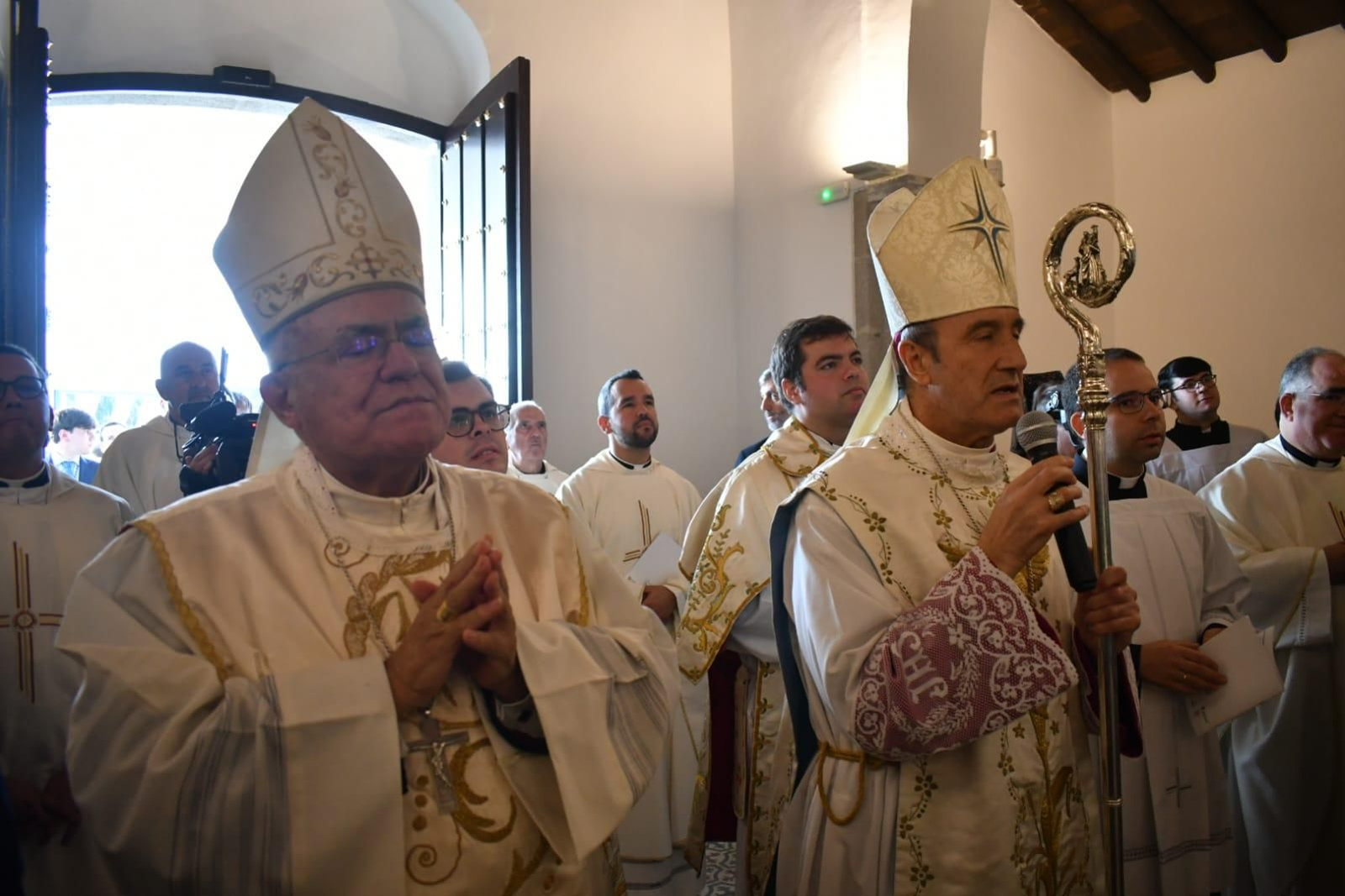 Procesión de la Virgen de Luna tras su coronación canónica