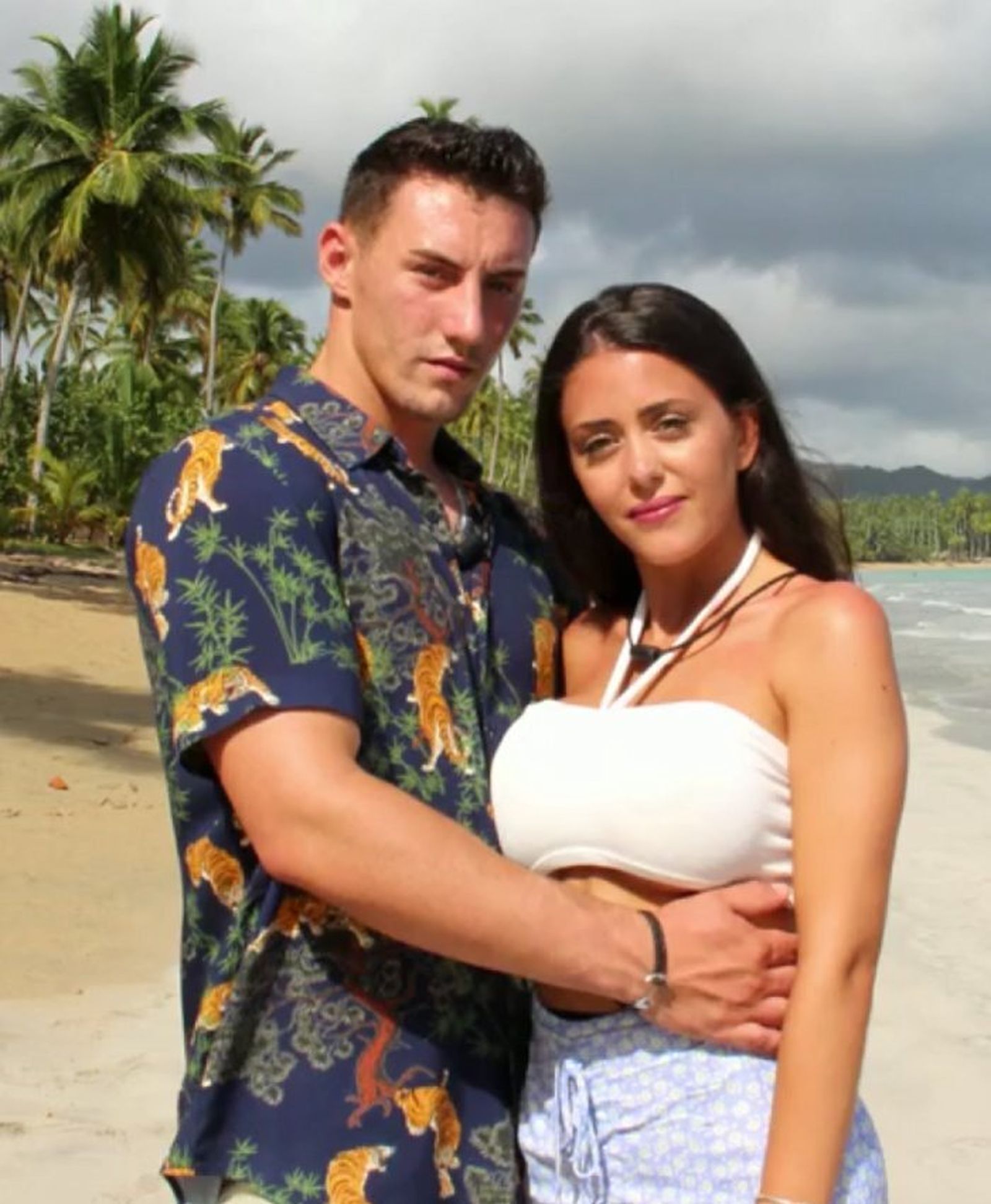 Álvaro con su novia, Rosario.