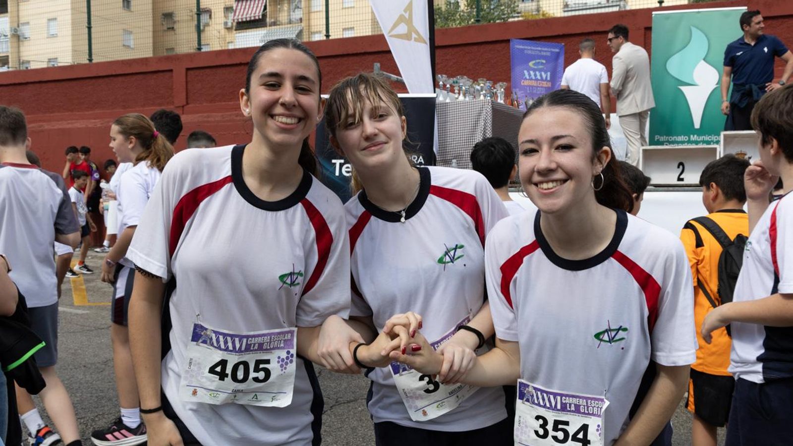 La carrera escolar de “La Gloria” que aúna inclusión y solidaridad, en imágenes
