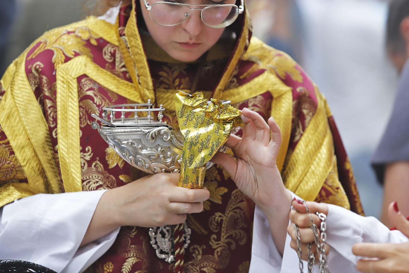 Imágenes de la salida extraordinaria de la Virgen del Rocío y Esperanza