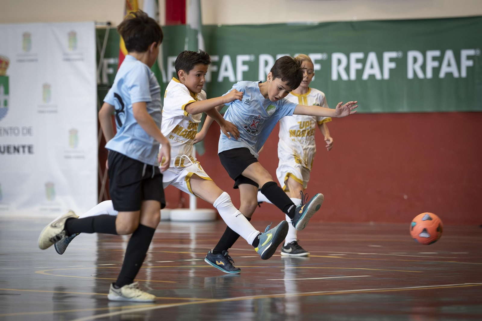 Galeria: El CD Futsal Montevive-Alhendín, campeón de Andalucía de fútbol sala benjamín