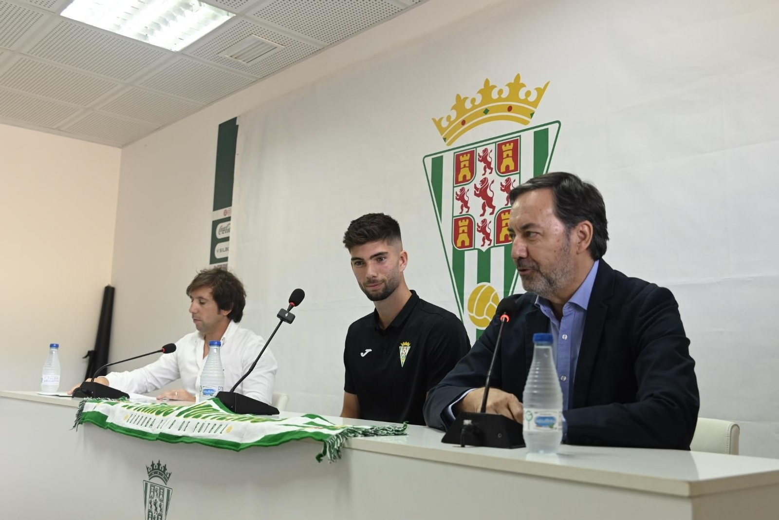 La presentación de Carlos Isaac, Jacobo, Théo Zidane y Genaro, en imágenes