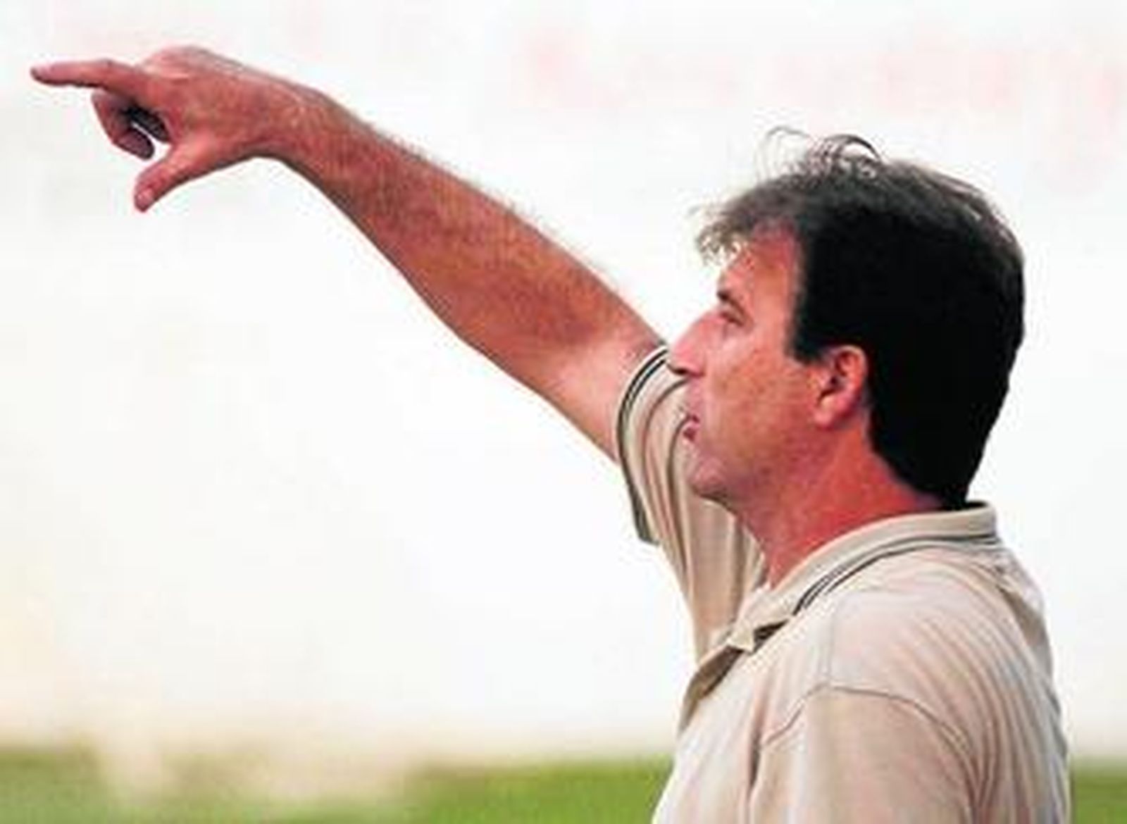 Oliva, en un partido de la presente temporada con el equipo arcense.