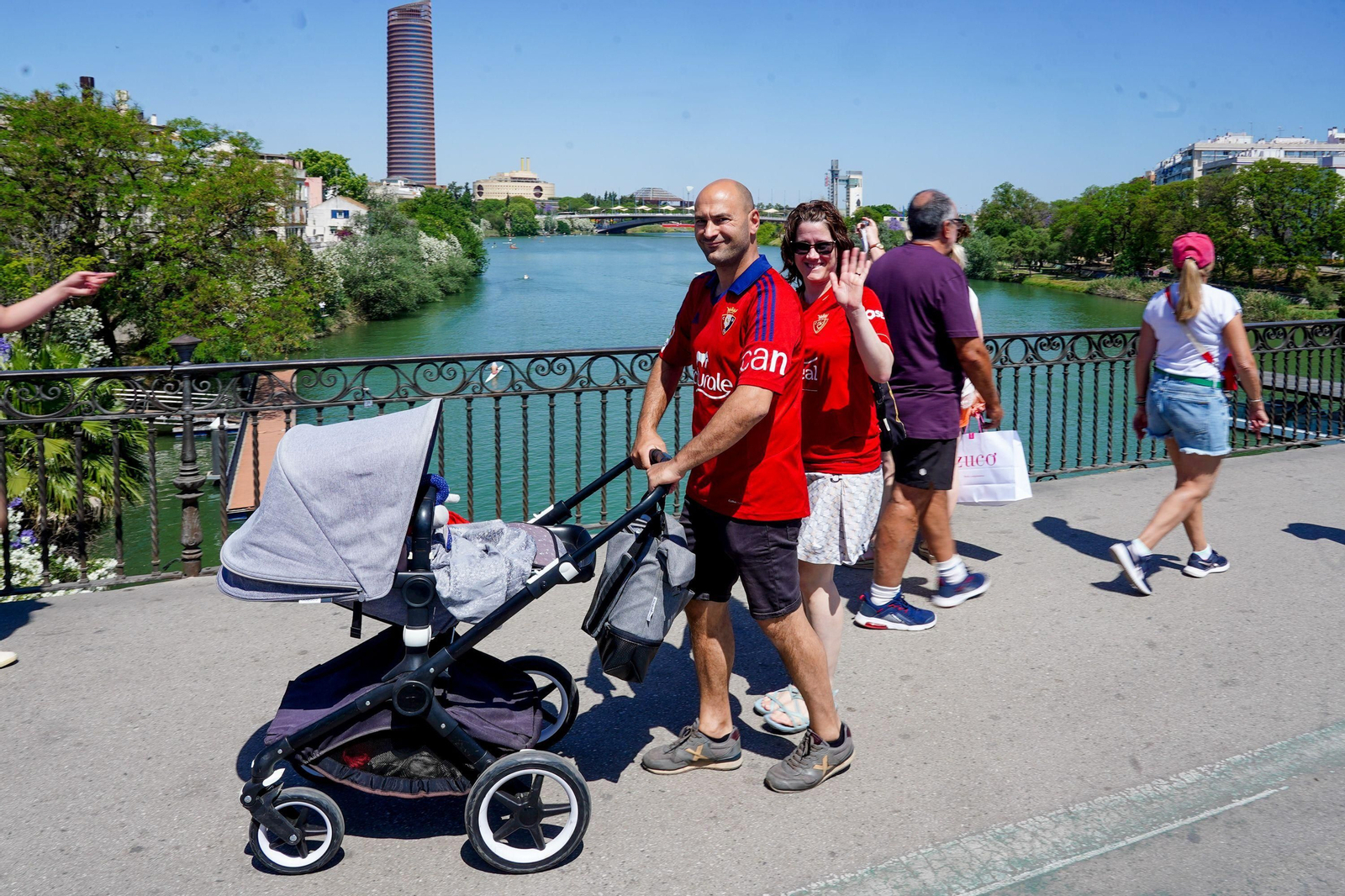 Las fotos de aficionados de Real Madrid y Osasuna el día de la final de Copa en Sevilla
