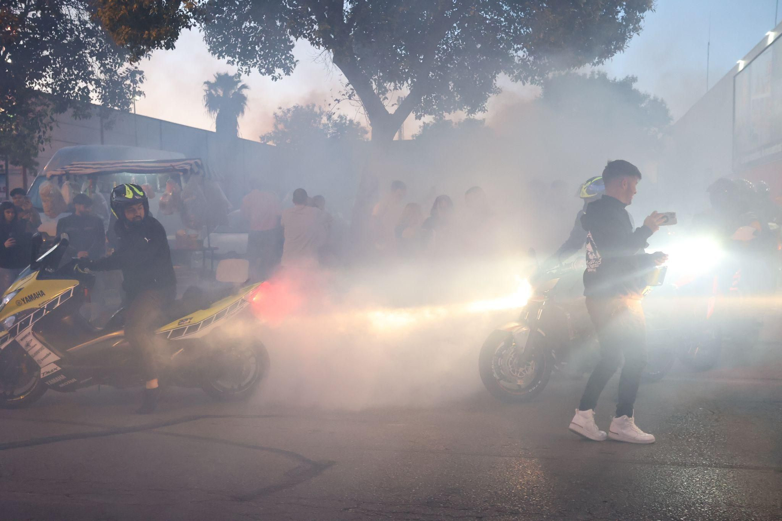 Ambiente motero en Jerez el jueves del Gran Premio de MotoGP