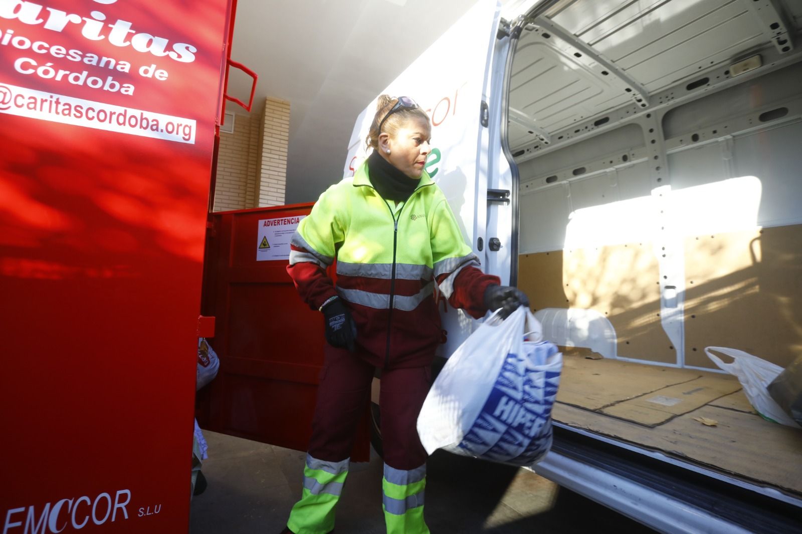 Una trabajadora de Solemccor.