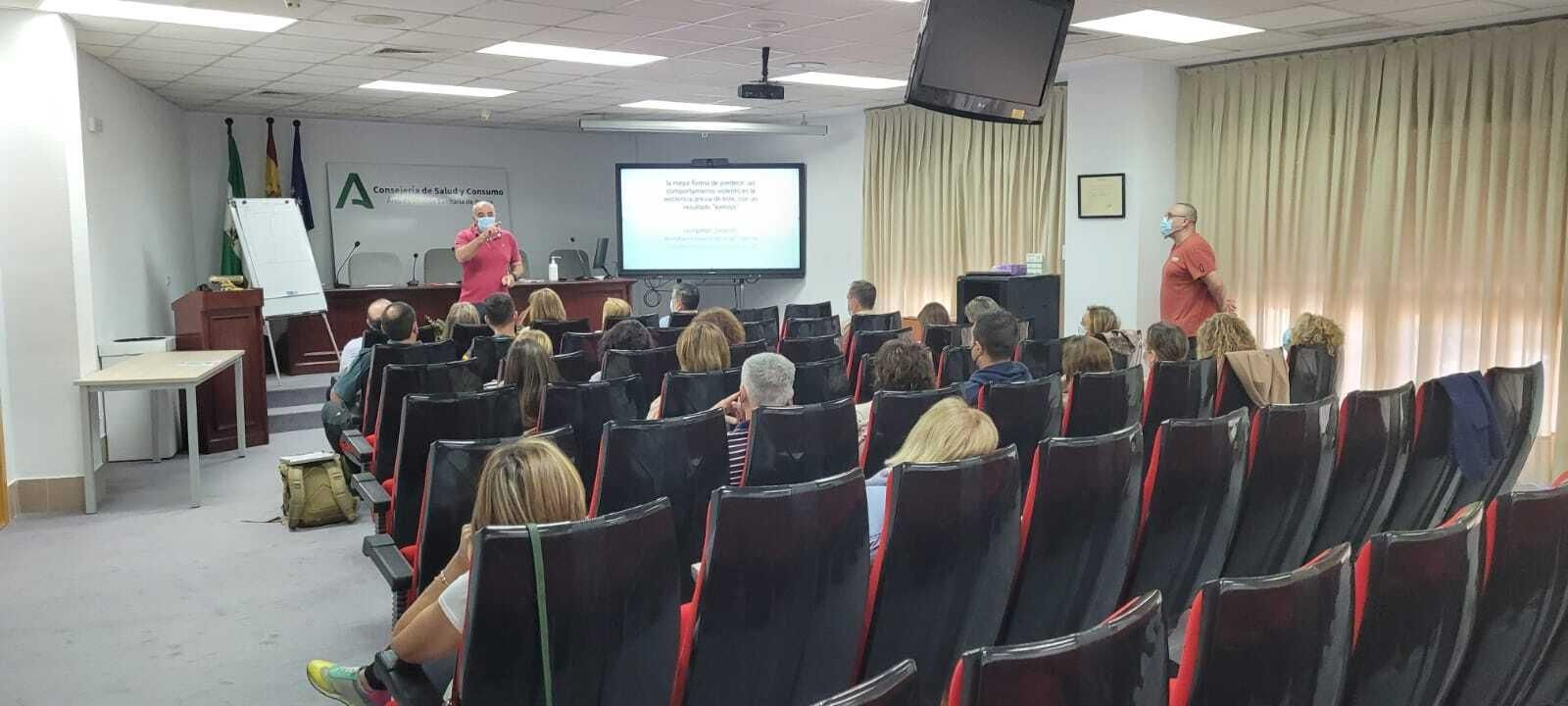 Un momento de la celebración del taller en el Hospital de Osuna.