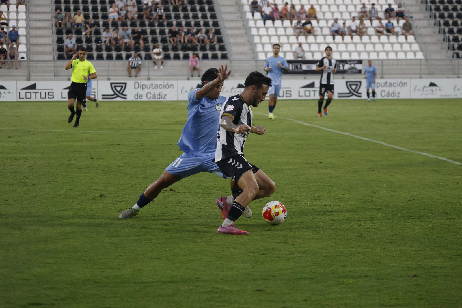Las imágenes del partido amistoso entre la Balona y el Torremolinos