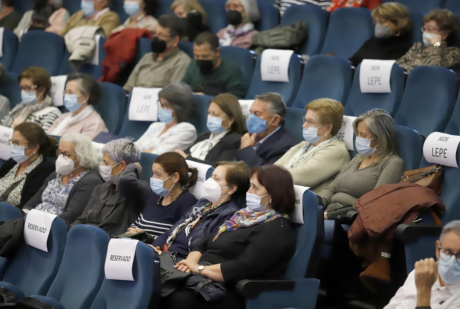 Imágenes de la inauguración del Aula de la Experiencia de la Universidad de Huelva