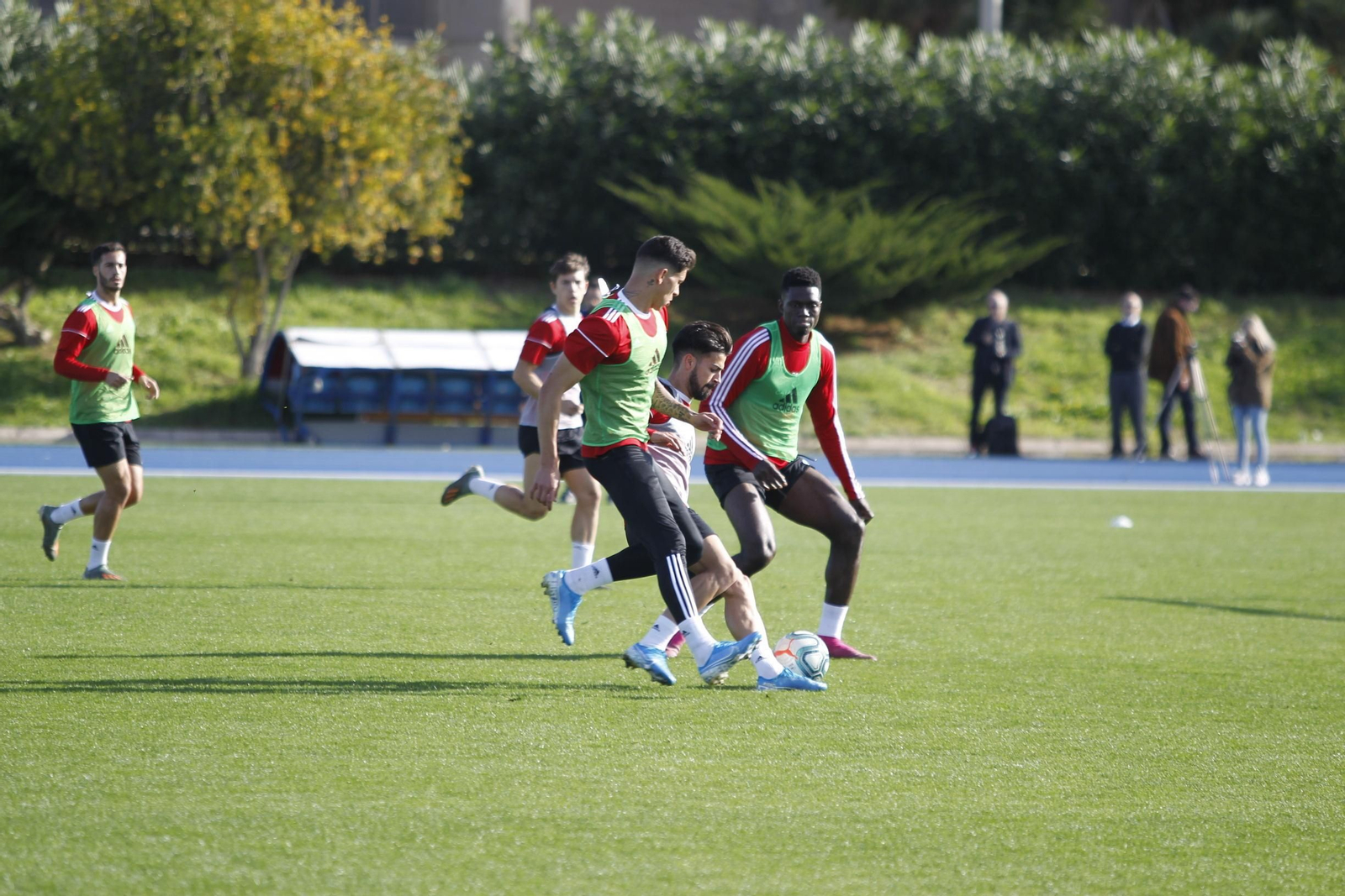 Fotogalería del entrenamiento de la UDA, 6-XII