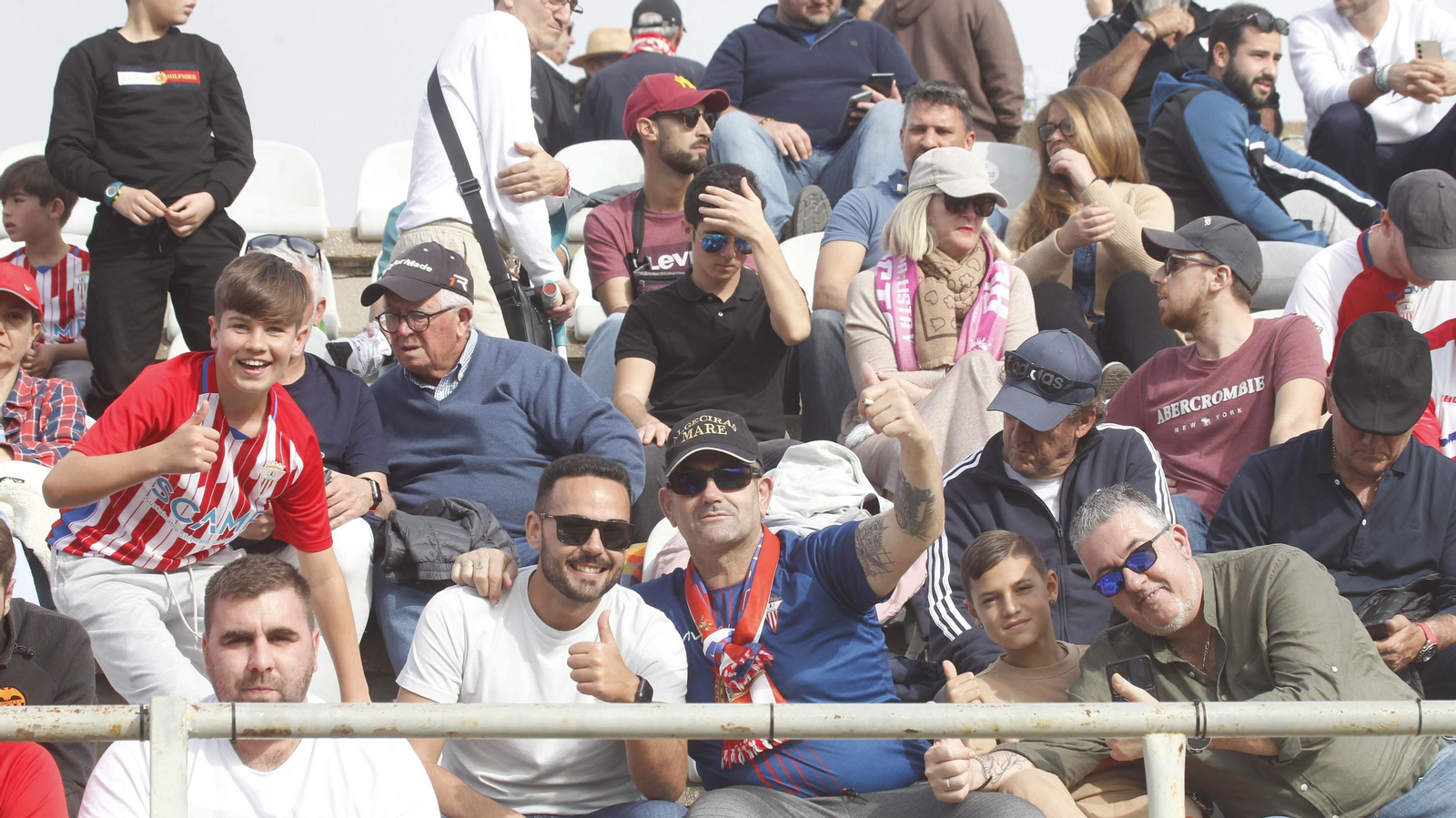 Búscate en el Algeciras CF  - Linares de Primera Federación