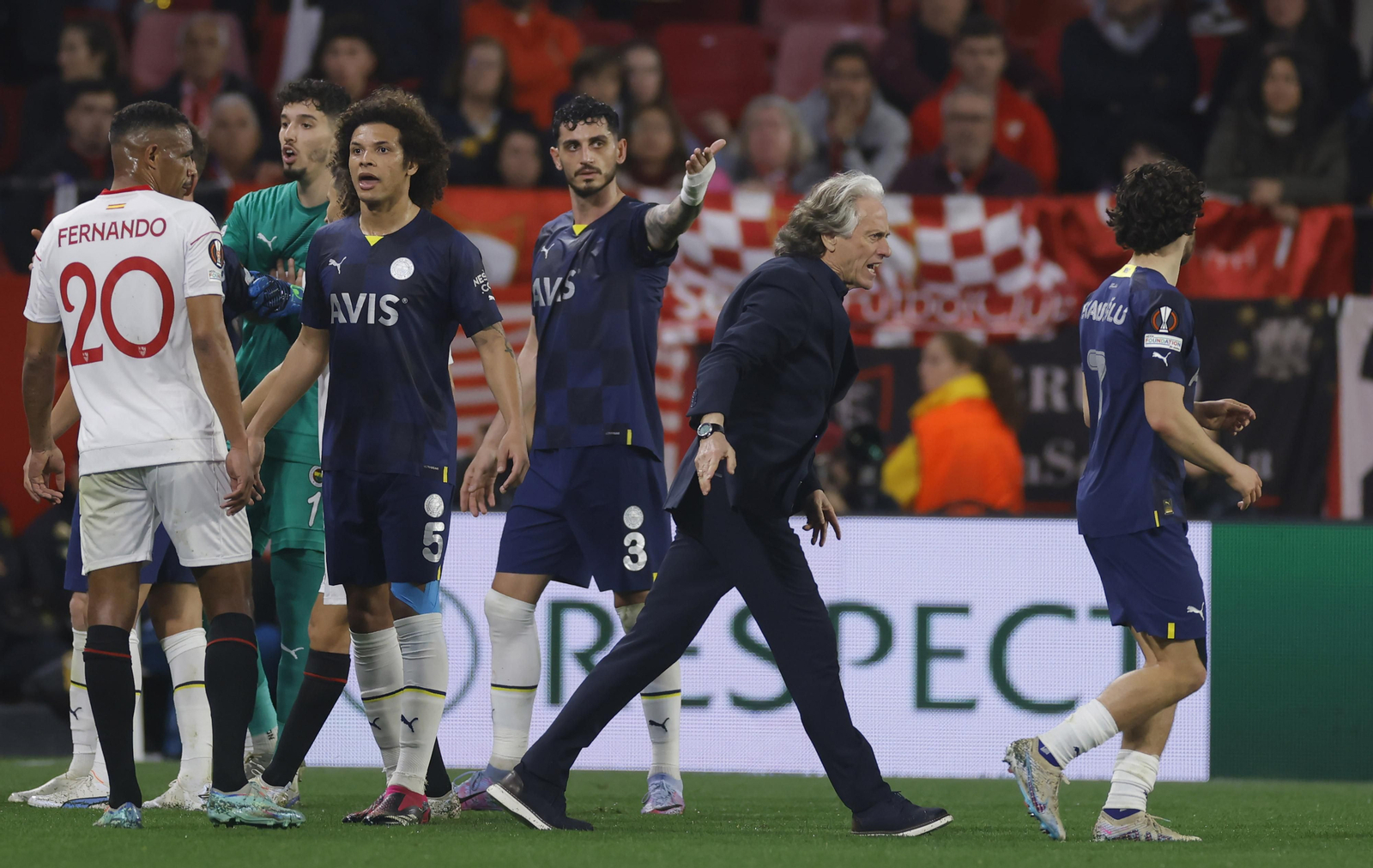 Las imágenes del Sevilla - Fenerbahçe