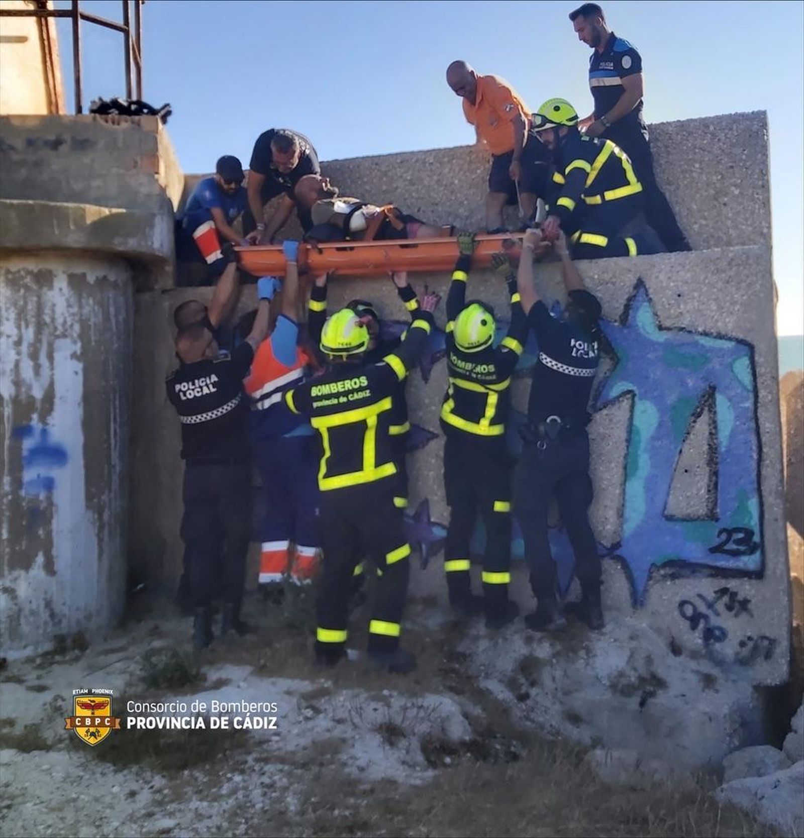 Una imagen del rescate de los bomberos en El Puerto.