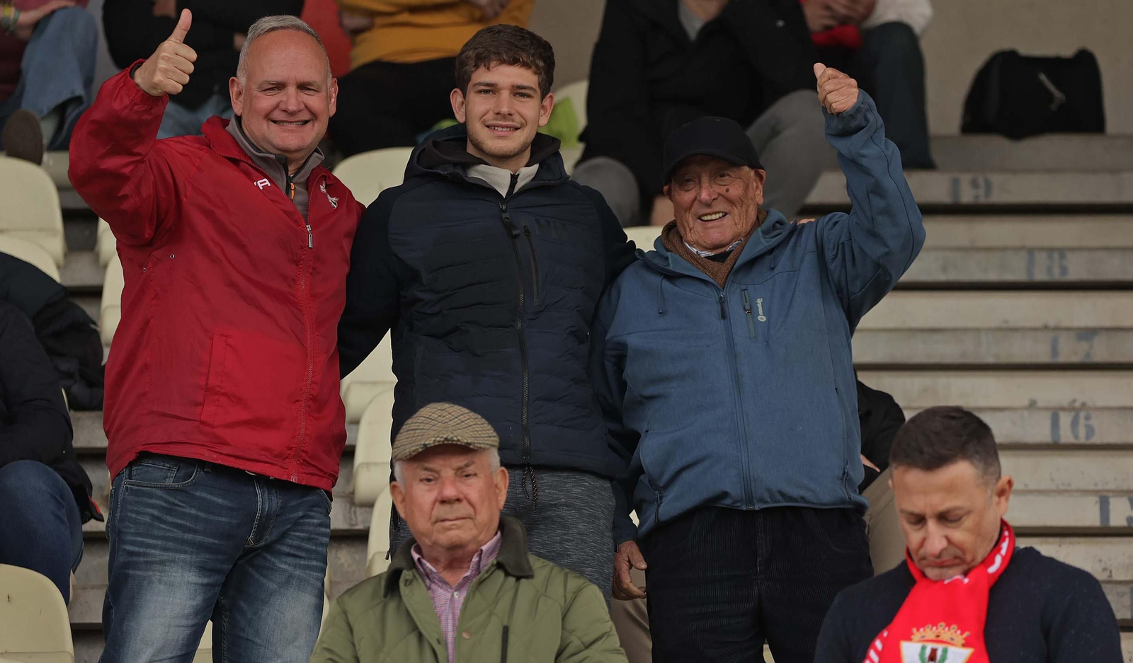 Búscate en el Nuevo Mirador durante el Algeciras CF - Ibiza de Primera Federación
