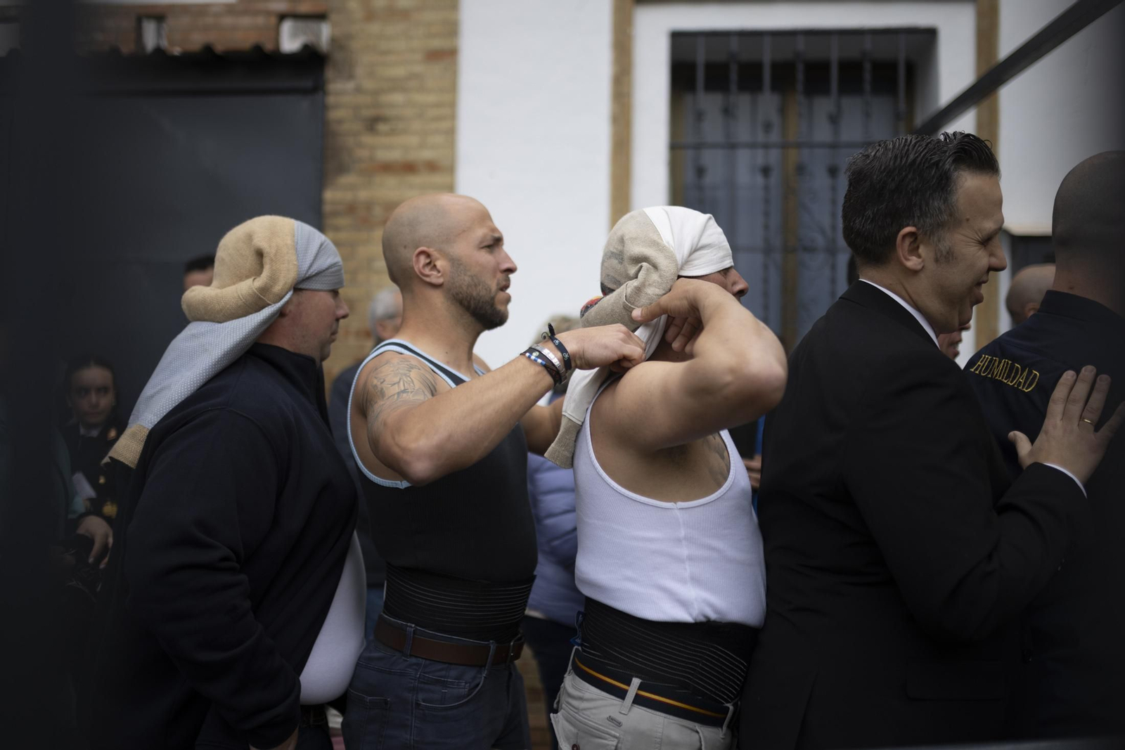Las mejores imágenes del Miércoles Santo en Huelva: Hermandad de la Victoria