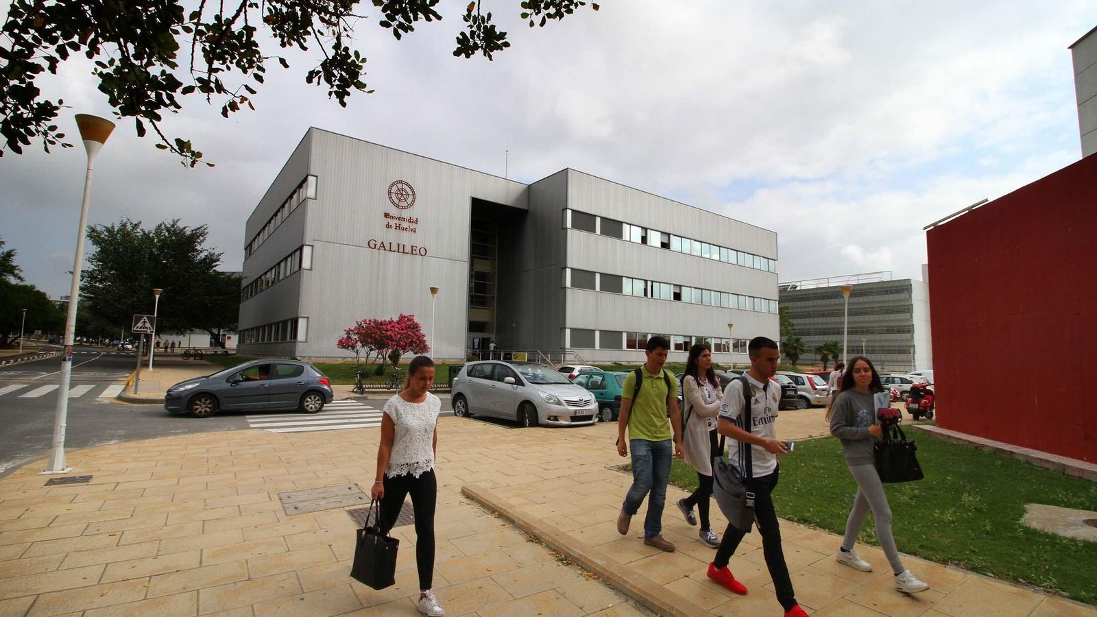 Alumnos en el Campus del Carmen. Alumnos en el Campus del Carmen.