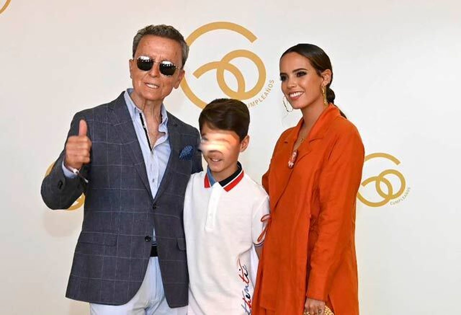 Políticos, actores, cantantes... muchos famosos entre los 3.500 invitados al cumpleaños de El Turronero