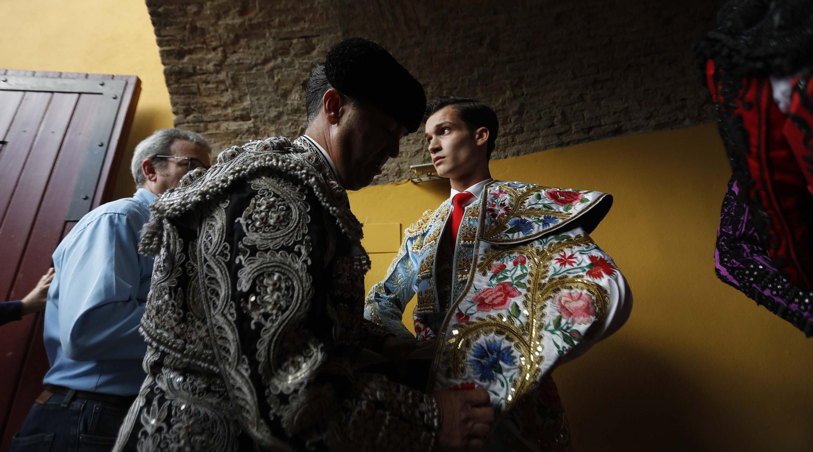 Las fotos de la novillada final de las escuelas taurinas de Cádiz, en La Línea