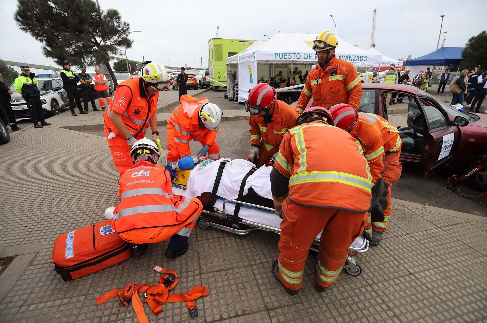 Simulacro de accidente en el Puerto de Huelva dentro del ejercicio regional RespuestA22, en imágenes