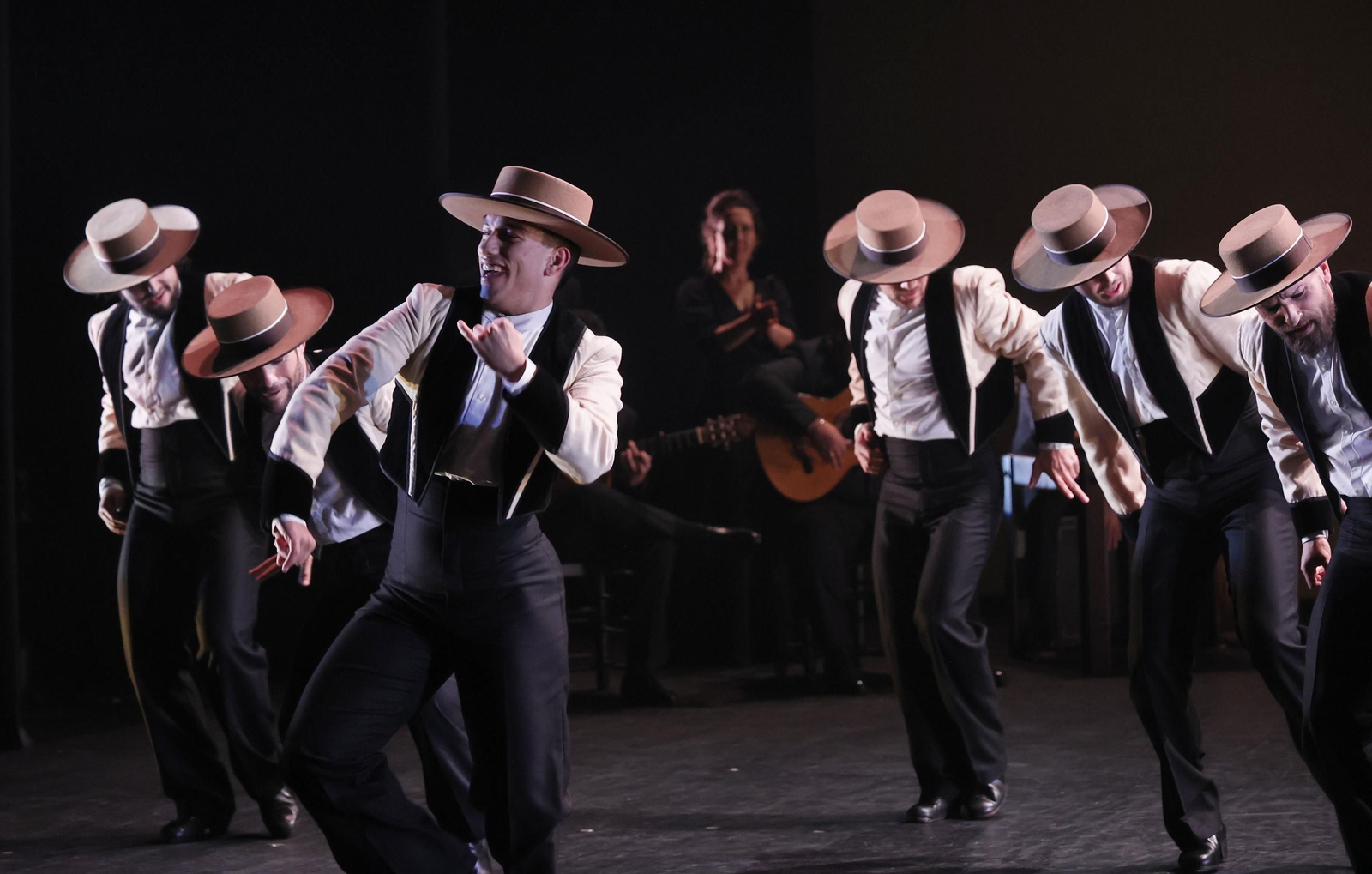 Las imágenes del espectáculo "Tierra Bendita" del Ballet Flamenco de Andalucía