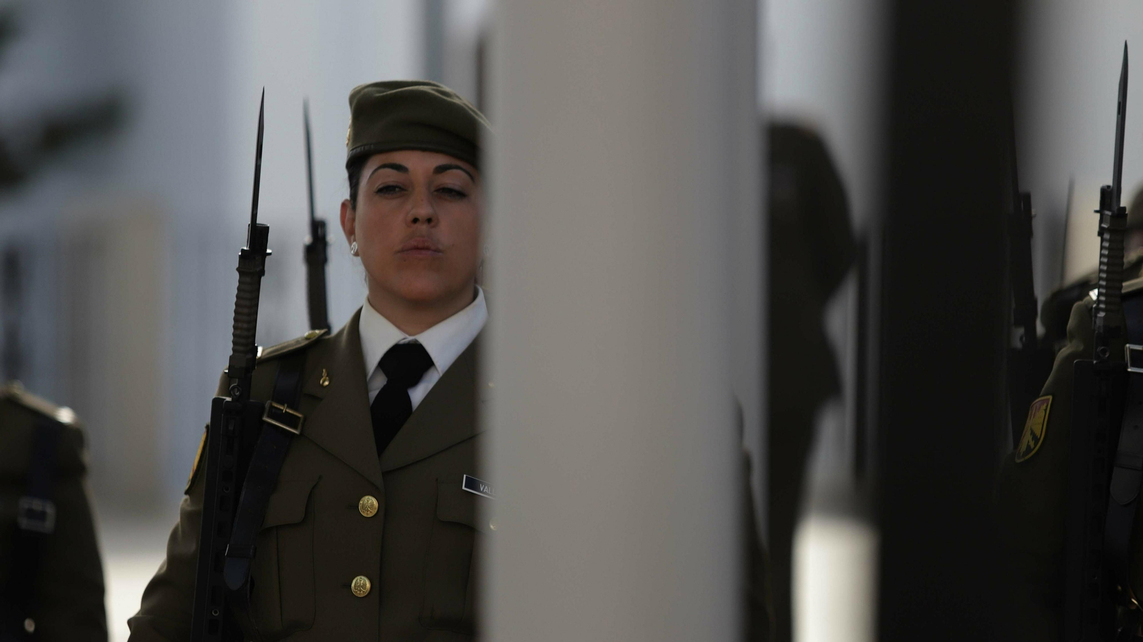 Las mejores fotos del desfile militar del Dos de Mayo en San Roque