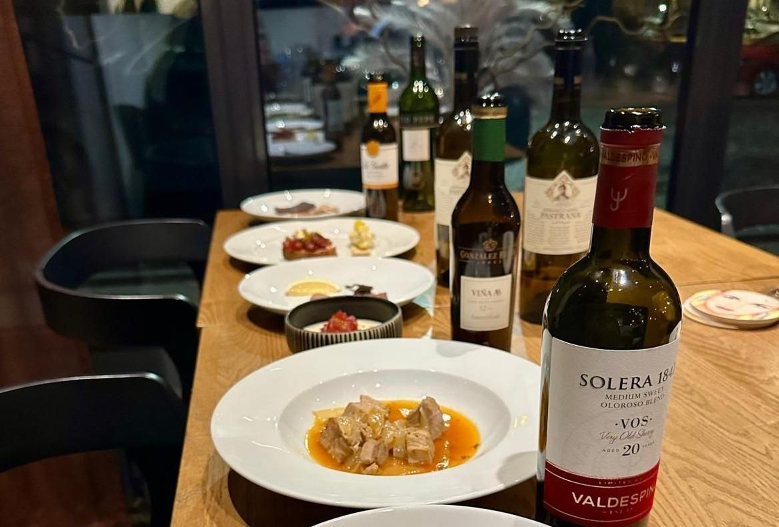 Vinos de Jerez empleados en el menú de degustación preparado en la jornada gastronómica de Diputación sobre la provincia de Cádiz en Helsinki