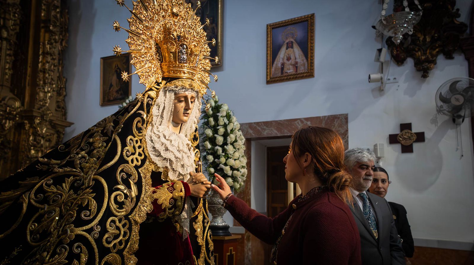 Los besapiés y besamanos del Domingo de Pasión en Jerez